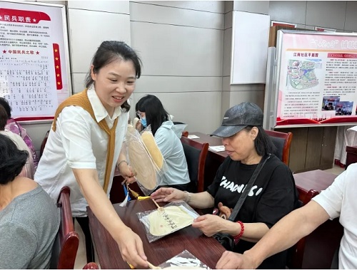 “10點鐘課堂”在上渡街道江南社區(qū)開講,！