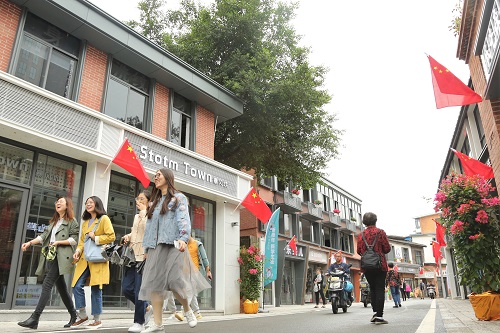 老味道 新形象 學(xué)生街特色街區(qū)改造“歸來(lái)”